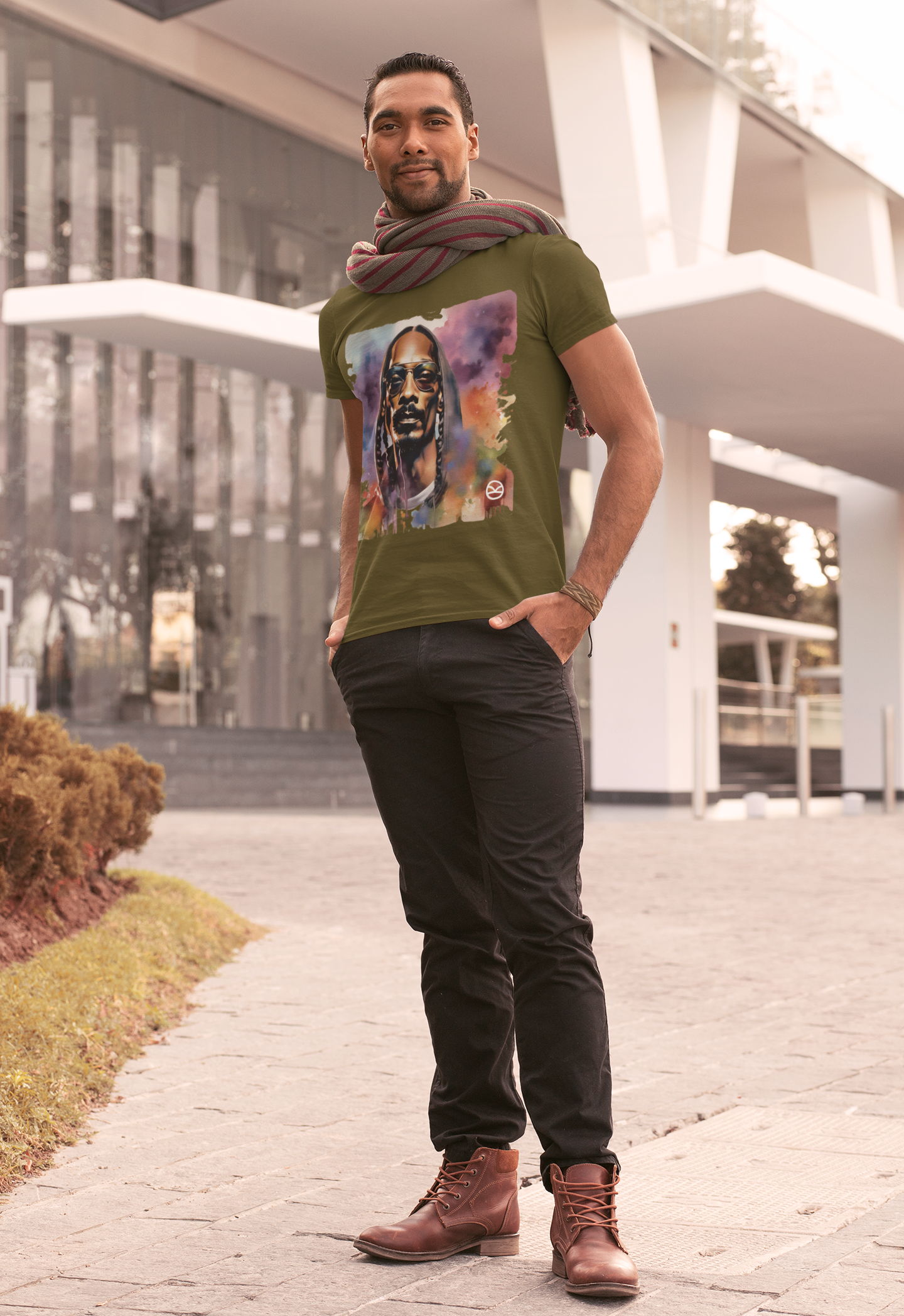 Snoop In Color